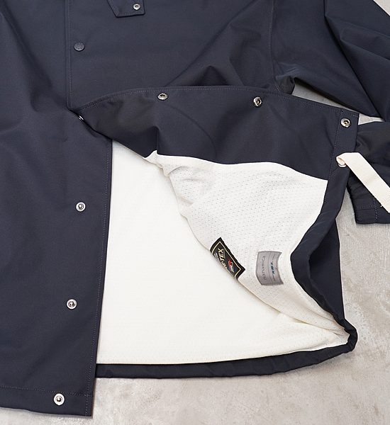 【nanamica】ナナミカ men's 2L GORE-TEX Coach Jacket "Navy"