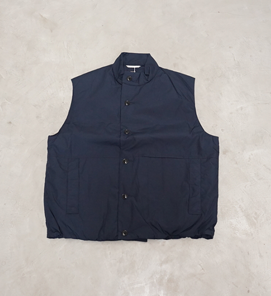 【nanamica】ナナミカ men's Insulation Vest "Navy"