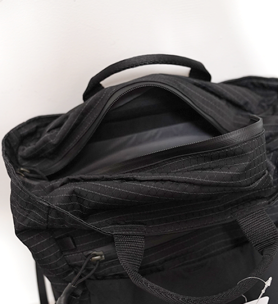 【Gossamer Gear】ゴッサマーギア Vagabond Jet R "Black"