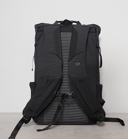 【Gossamer Gear】ゴッサマーギア Vagabond Jet R "Black"