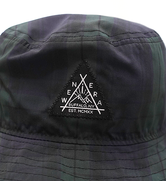 【NEW ERA OUTDOOR】ニューエラアウトドア Adventure Light Triangle Sunrise Logo SOLOTEX "Black Watch"