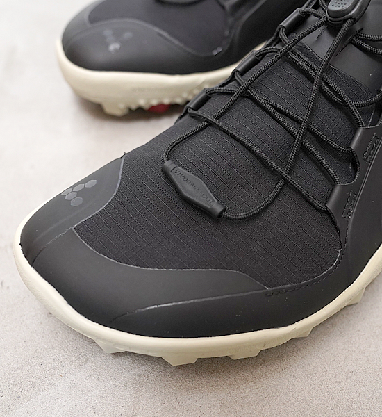 【VIVOBAREFOOT】ビボベアフット men's Primus Trail Ⅲ All Weather SG "Obsidian"