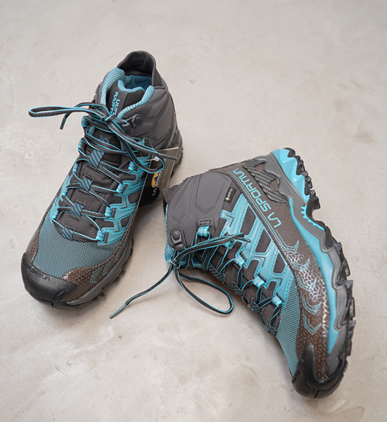 【LA SPORTIVA】ラ・スポルティバ women's Ultra Raptor Ⅱ Mid GTX ”Carbon×Topaz”