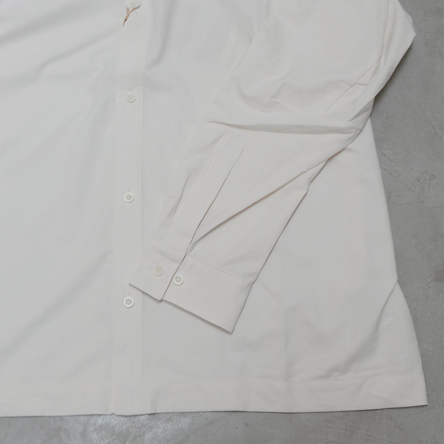 【HOUDINI】フーディニ men's Symbio Base Shirt "Paper White"