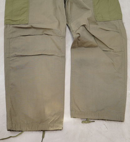 【nanamica】ナナミカ women's Cargo Pants "Khaki"