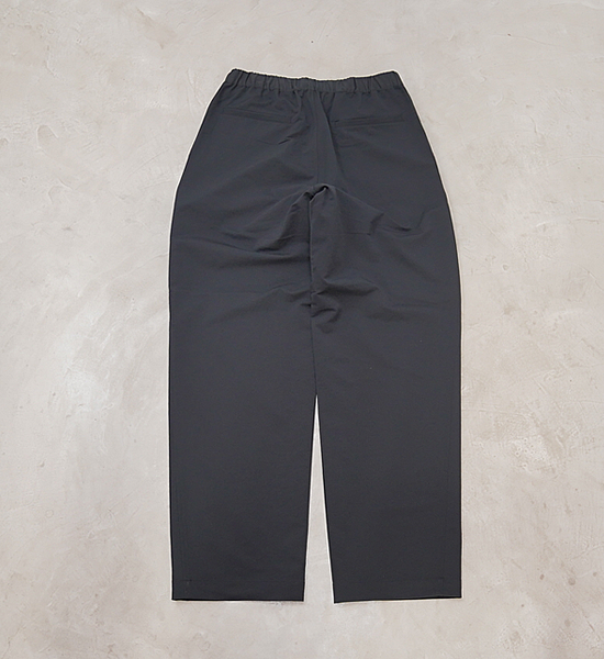 【nanamica】ナナミカ men's ALPHADRY Wide Easy Pants "Black"