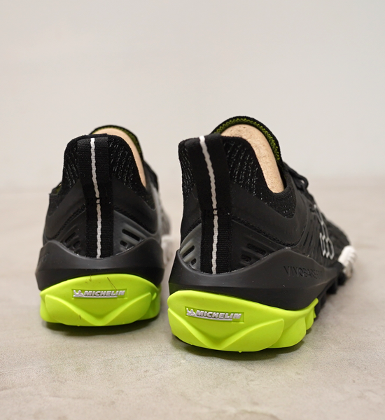 【VIVOBAREFOOT】ビボベアフット men's Hydra ESC "Obsidian×Safety Yellow"