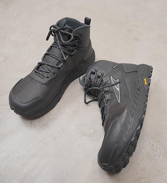 【ALTRA】アルトラ men's Timp Hiker GTX "Black"