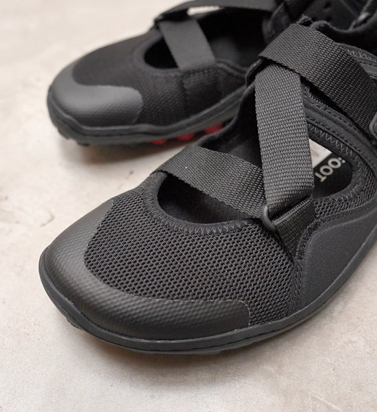 【VIVOBAREFOOT】ヴィヴォ ベアフット women's Tracker Sandal "Obsidian"