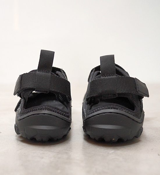 【VIVOBAREFOOT】ヴィヴォ ベアフット women's Tracker Sandal "Obsidian"