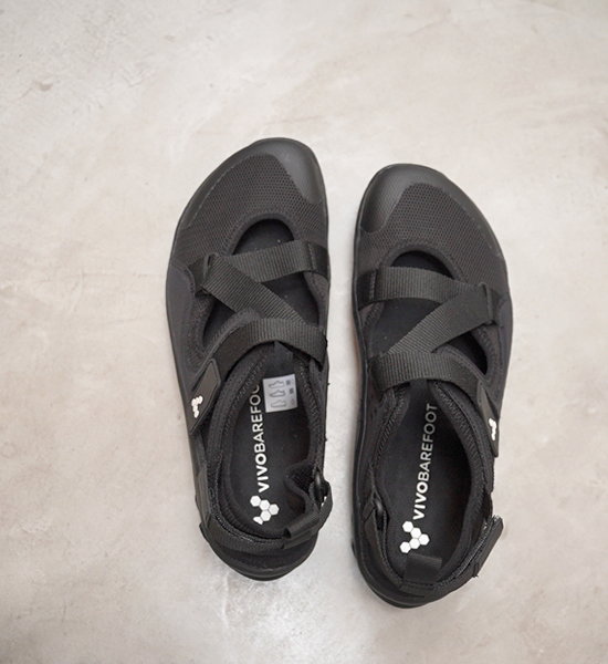 【VIVOBAREFOOT】ヴィヴォ ベアフット men's Tracker Sandal "Obsidian"