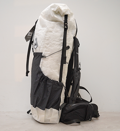 【Hyperlite Mountain Gear】ハイパーライトマウンテンギア Waypoint 35 ”White”