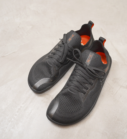 【VIVOBAREFOOT】ビボベアフット men's Primus Lite Knit JJF "Obsidian"