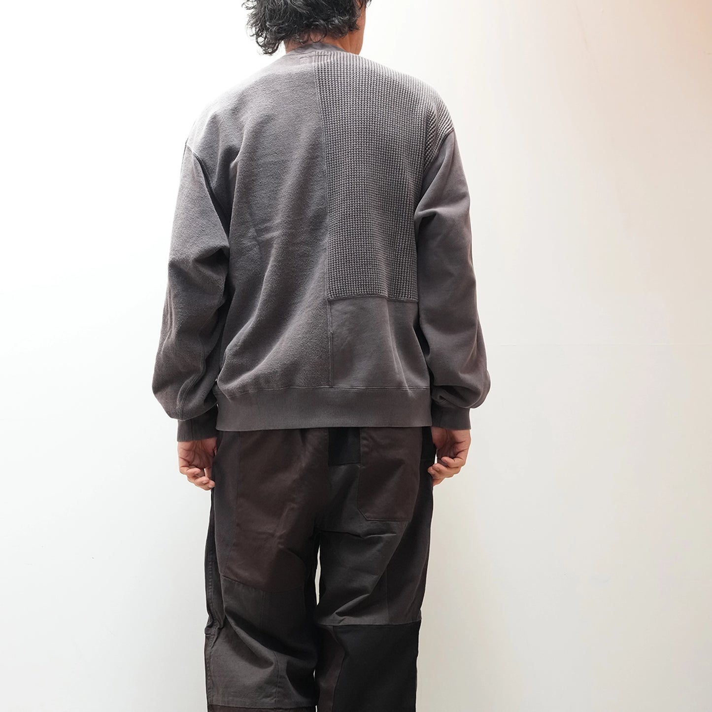 【THE NORTH FACE Purple Label】ノースフェイスパープルレーベル  men's Field Patchworked Crewneck Sweatshirt "Asphalt Gray"