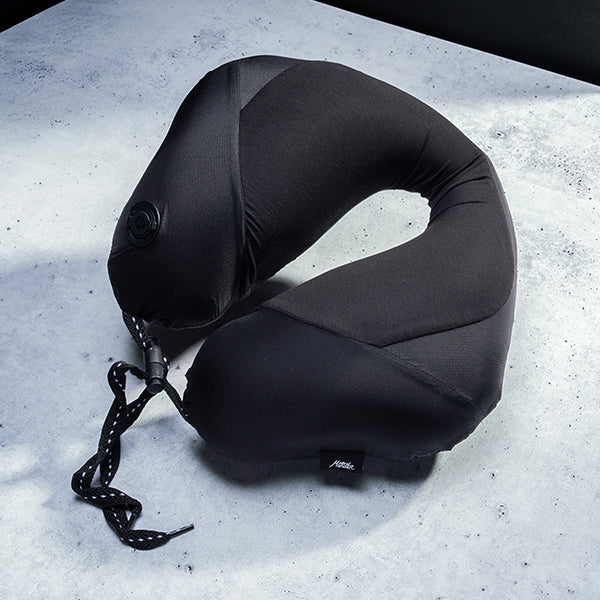 【Matador】マタドール Blackout Travel Pillow "Black" ※ネコポス可