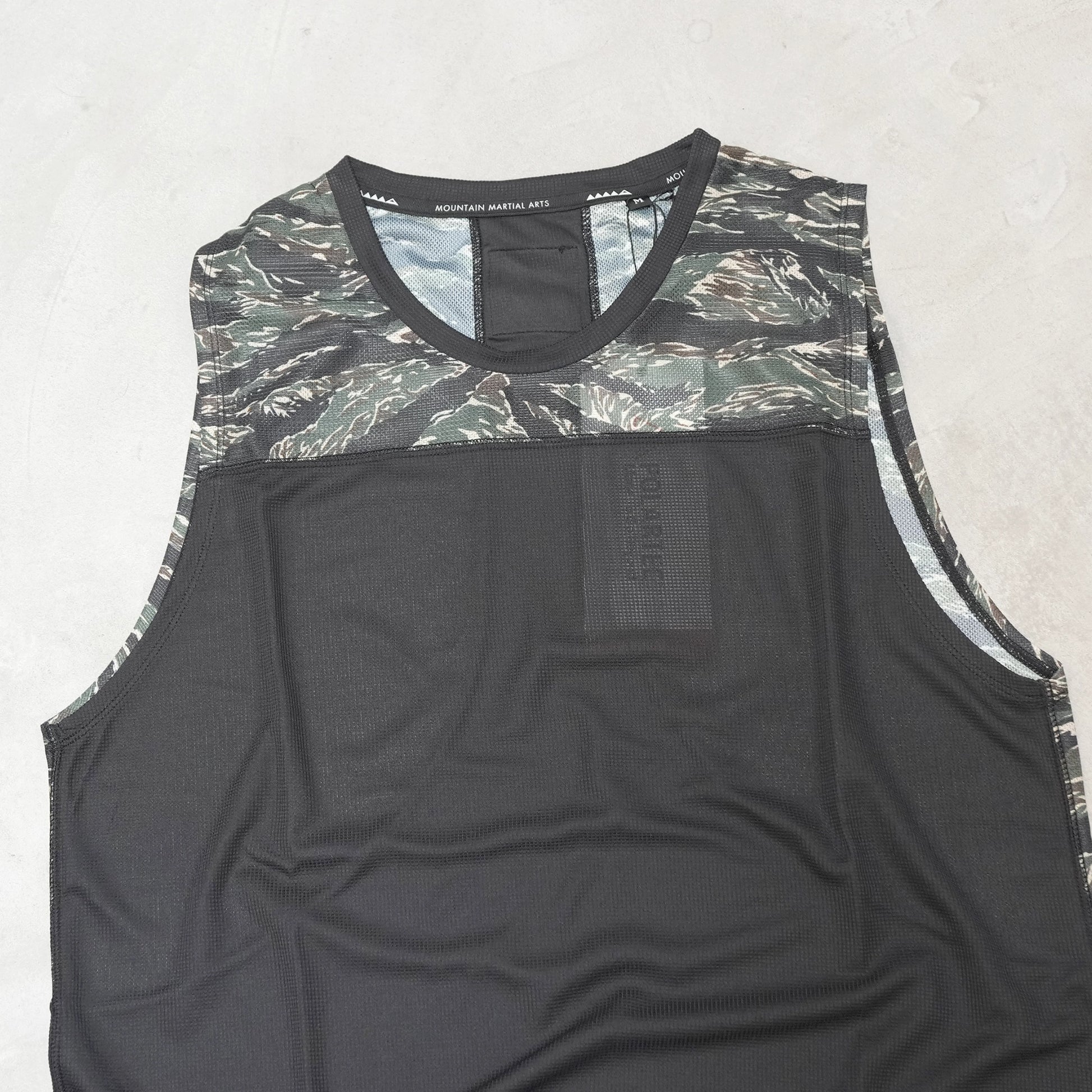 Mountain Martial Arts マウンテンマーシャルアーツ MMA 100MPJ Mountain Martial Arts マウンテンマーシャルアーツ MMA 100MPJ