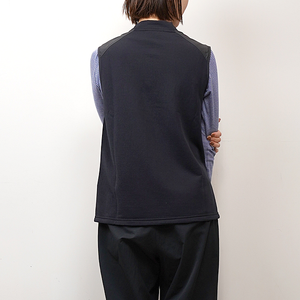 【HOUDINI】フーディニ women's Moonwalk Vest "True Black"