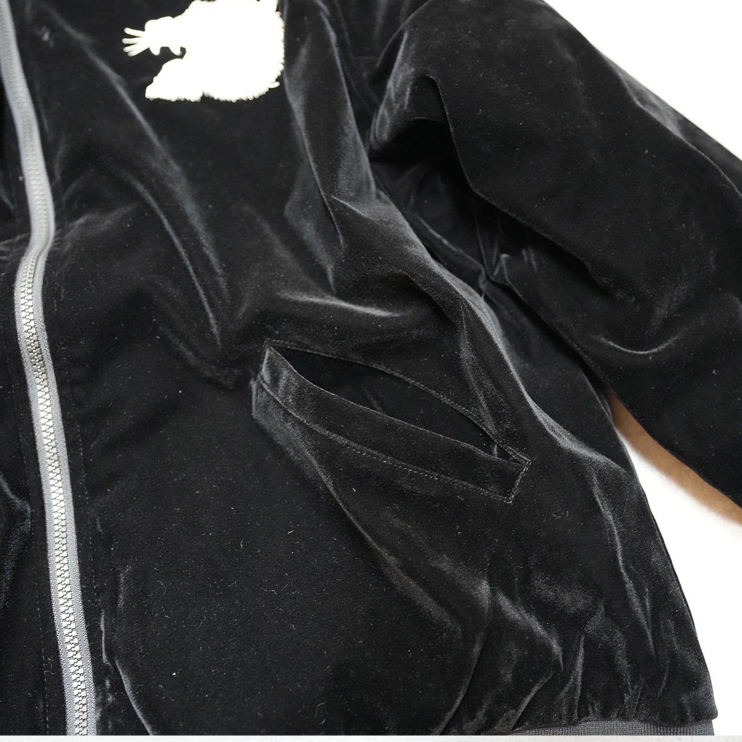 【TAION】タイオン unisex Japan Special Reversible Sukajan Down Jacket "Black×Silver×Beige"