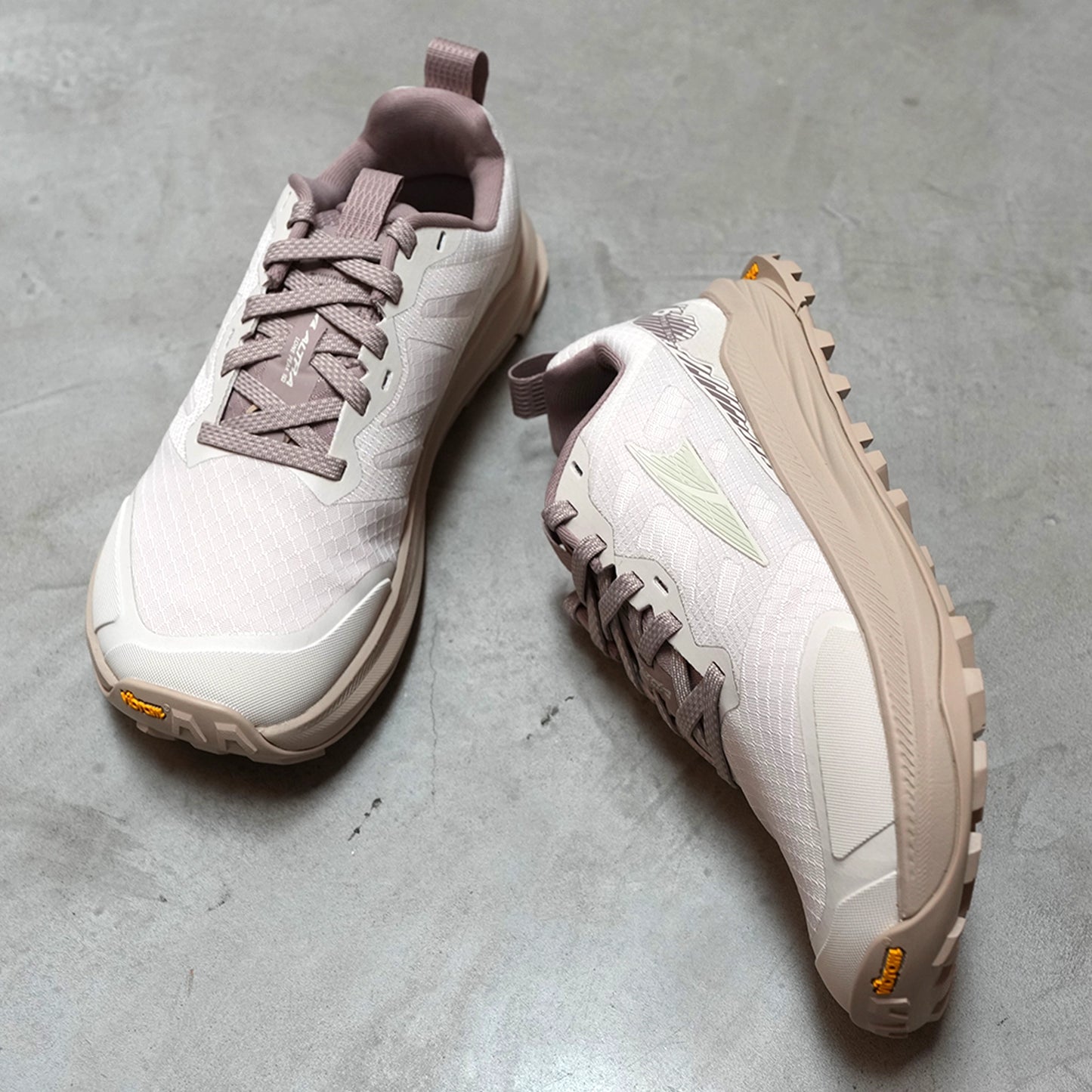 【ALTRA】アルトラ women's Lone Peak 9+ "3Color"