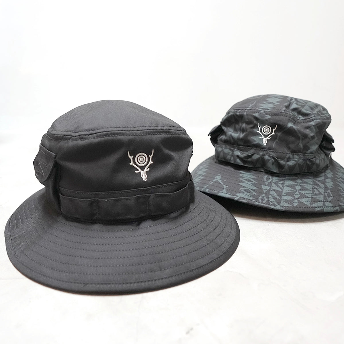 【South2 West8】サウスツーウエストエイト 〈SOUTH2 WEST8〉x〈COLUMBIA PFG〉 Logriver™ Booney Hat  "2Color"