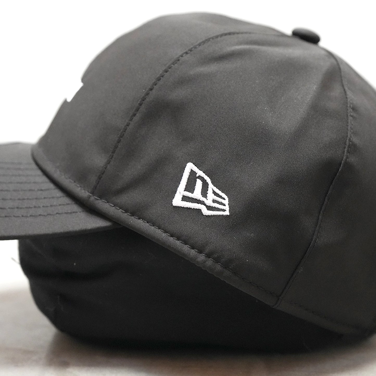 【NEW ERA OUTDOOR】ニューエラアウトドア 9TWENTY Velcro Strap GORE-TEX 2L "Black"