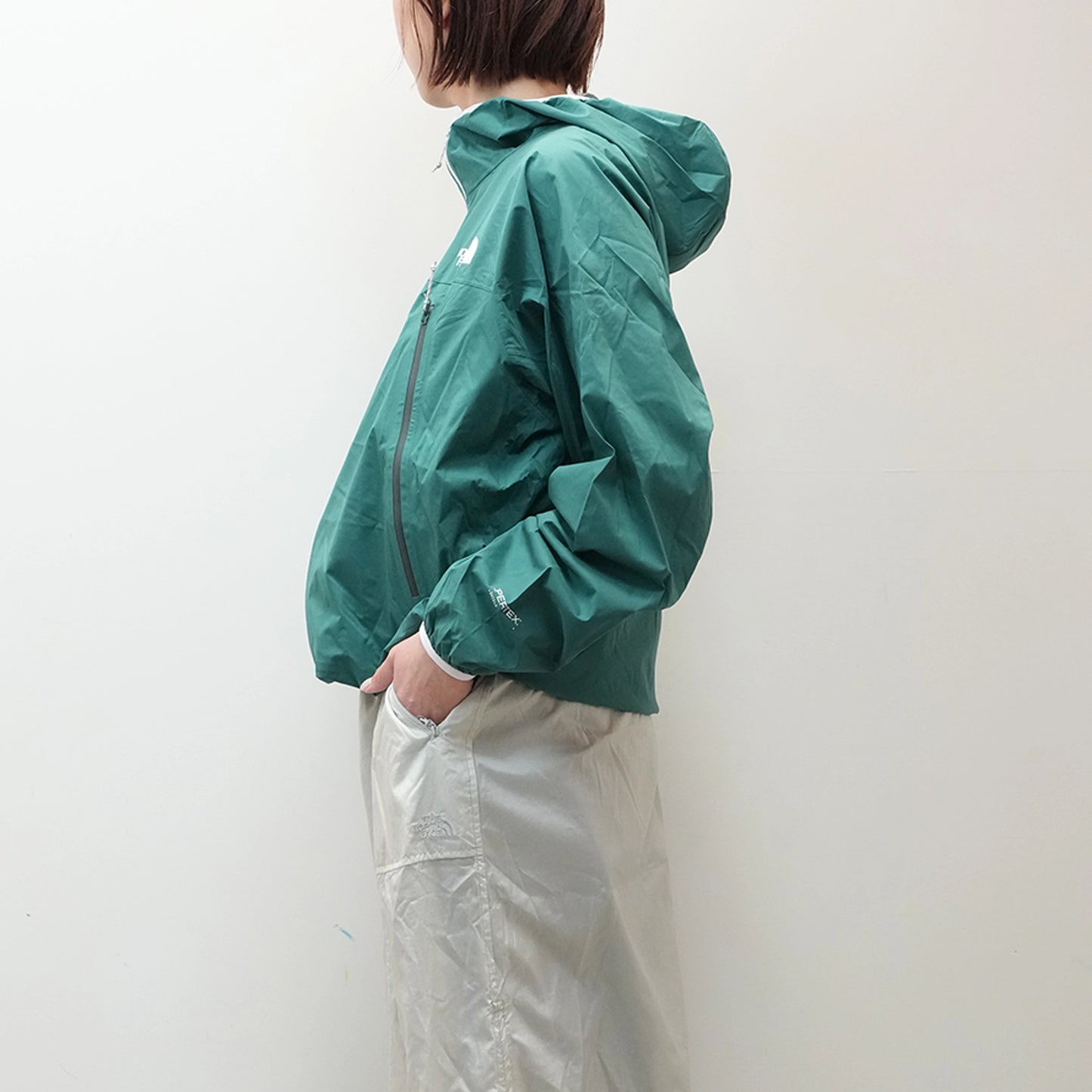 【THE NORTH FACE GAR】ザノースフェイス unisex GAR Light Rain Jacket "TNF Green"