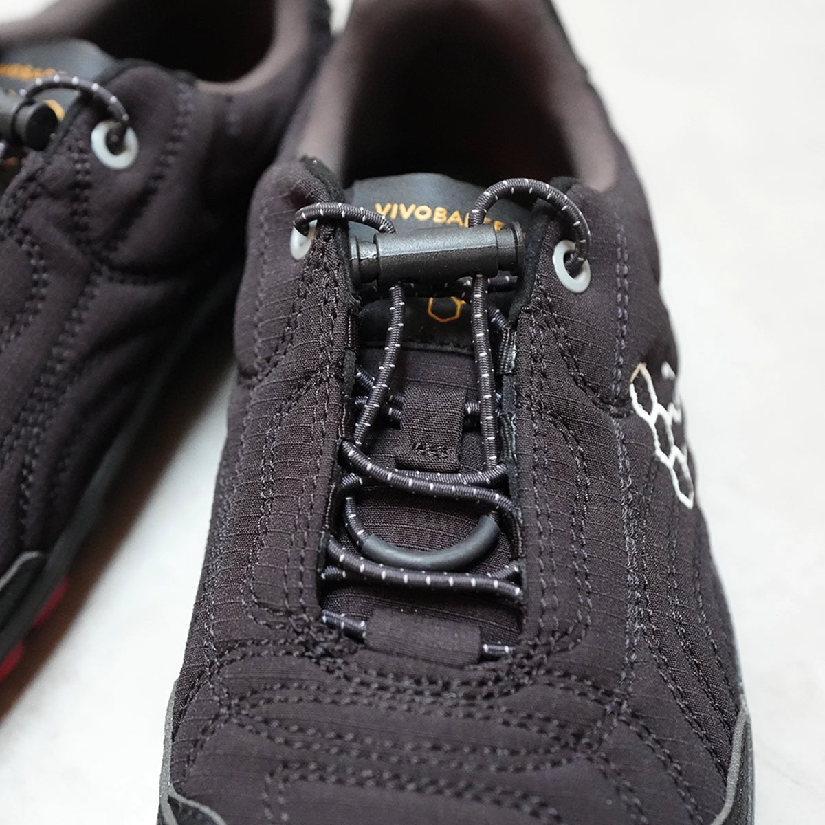 【VIVOBAREFOOT】ヴィヴォ ベアフット women's Tracker Tova Sneaker "Eclipse"