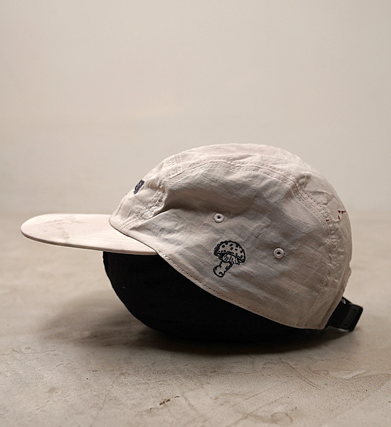 HIKER TRASH ハイカートラッシュ Daydreamer HIKER TRASH ハイカートラッシュ Daydreamer