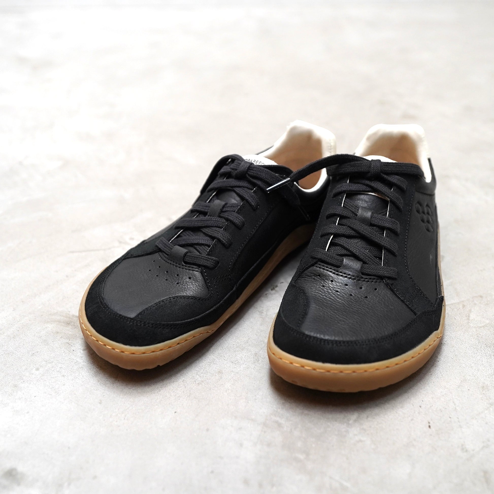 VIVOBAREFOOT ヴィヴォ ベアフット Gobi Ⅱ Sneaker Premium Leather VIVOBAREFOOT ヴィヴォ ベアフット Gobi Ⅱ Sneaker Premium Leather