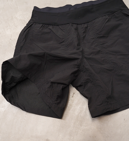 【THE NORTH FACE】ザノースフェイス men's Free Run Short "2Color" ※ネコポス可