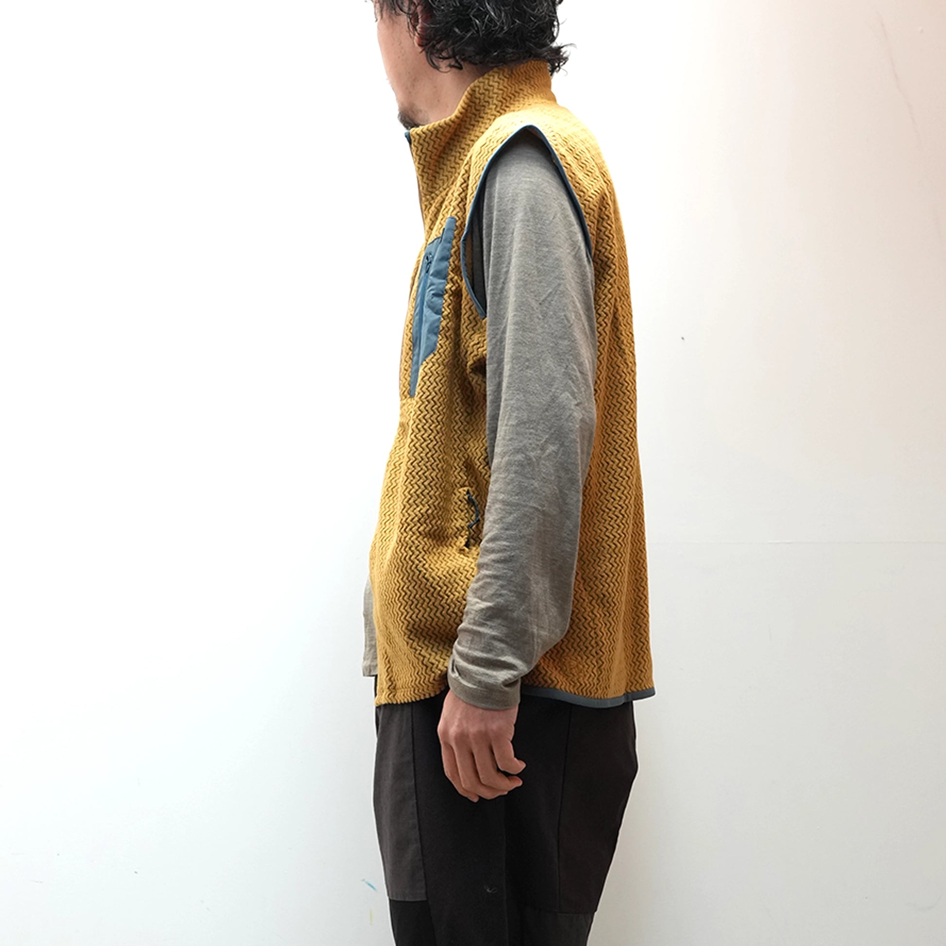 patagonia パタゴニア R1 Air Fleece Vest – Yosemite patagonia パタゴニア R1 Air Fleece Vest – Yosemite