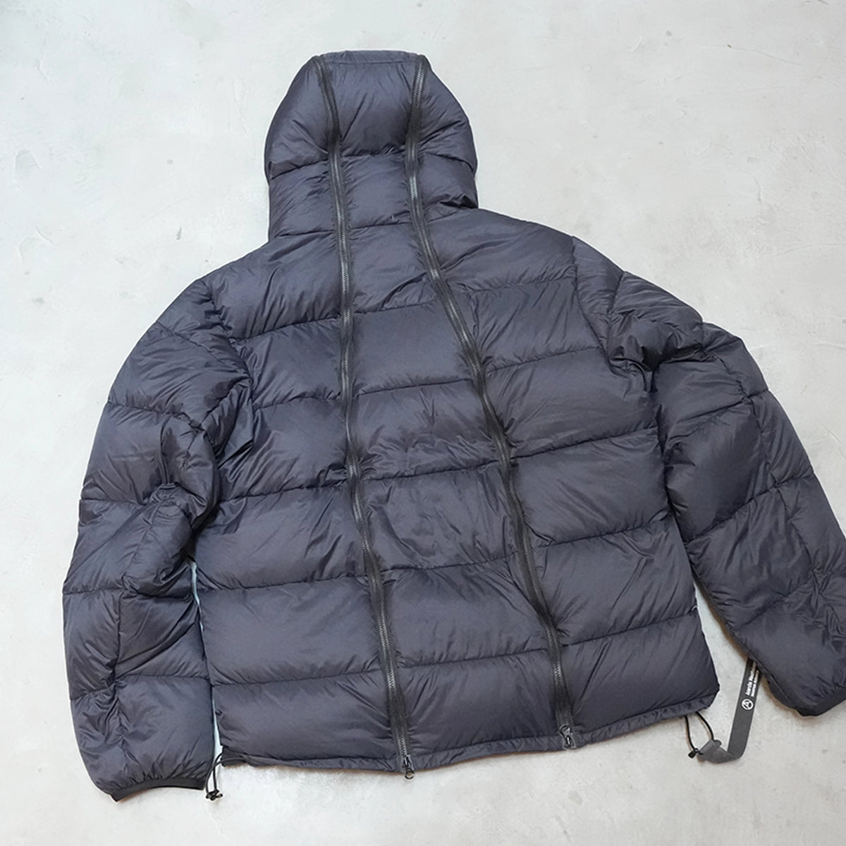 【Mountain Research】マウンテンリサーチ 4 Zips Down Parka "Black"