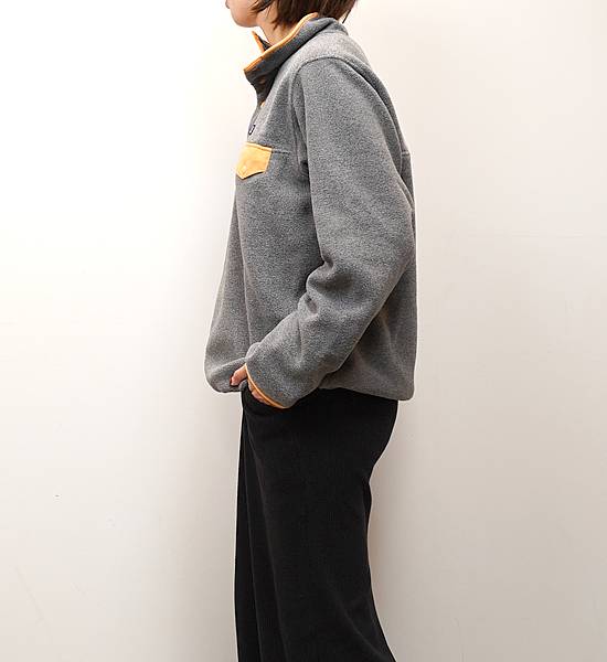 【patagonia】パタゴニア women's Lightweight Synchilla Snap-t Pullover "2Color"