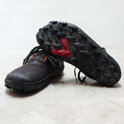 【VIVOBAREFOOT】ヴィヴォ ベアフット women's Primus Trail Flow Waterproof "Eclipse×Molten Lava"