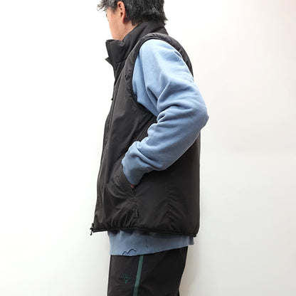 【South2 West8】サウスツーウエストエイト men's Insulator Vest-Poly Peach Skin "Black"