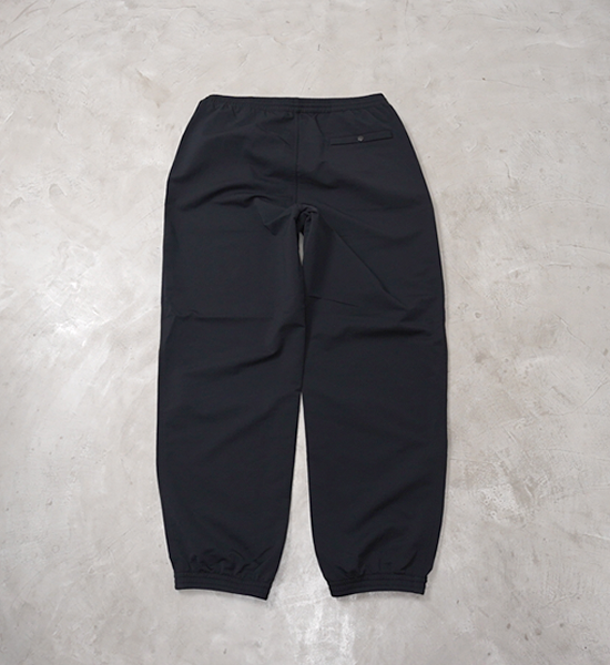 【nanamica】ナナミカ men's ALPHADRY Jogger Pants "Black"