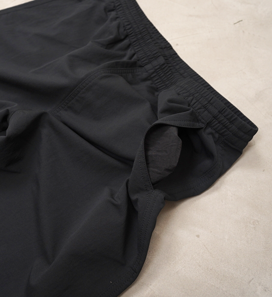 【nanamica】ナナミカ men's ALPHADRY Jogger Pants "Black"