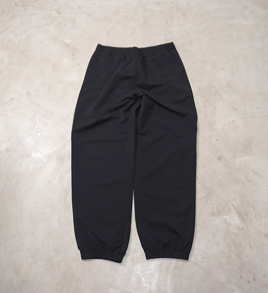 【nanamica】ナナミカ men's ALPHADRY Jogger Pants "Black"