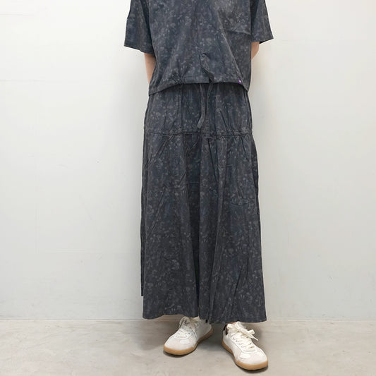 【THE NORTH FACE Purple Label】ノースフェイスパープルレーベル women's Flower Printed Field Tiered Skirt "Dark Navy"