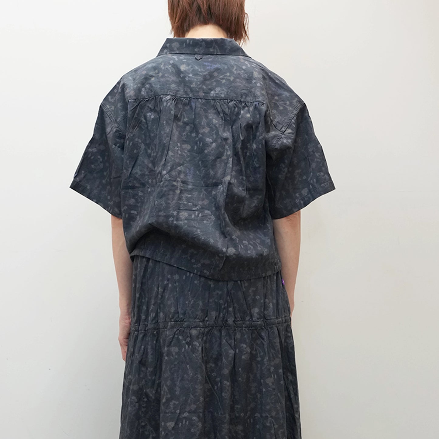 【THE NORTH FACE Purple Label】ノースフェイスパープルレーベル  women's Flower Printed Cropped Shirt "Dark Navy"