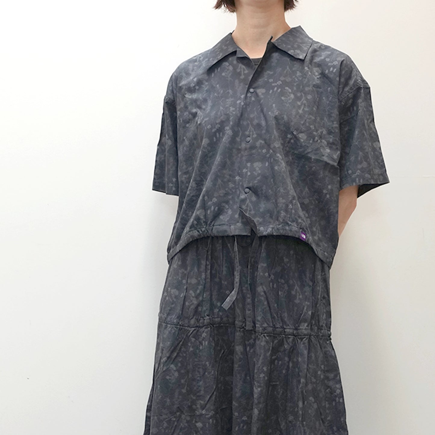 【THE NORTH FACE Purple Label】ノースフェイスパープルレーベル  women's Flower Printed Cropped Shirt "Dark Navy"