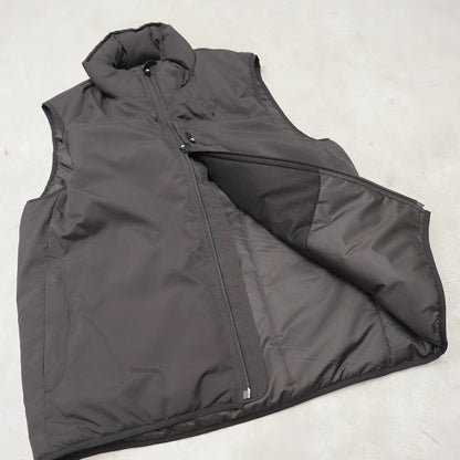 【South2 West8】サウスツーウエストエイト men's Insulator Vest-Poly Peach Skin "Black"