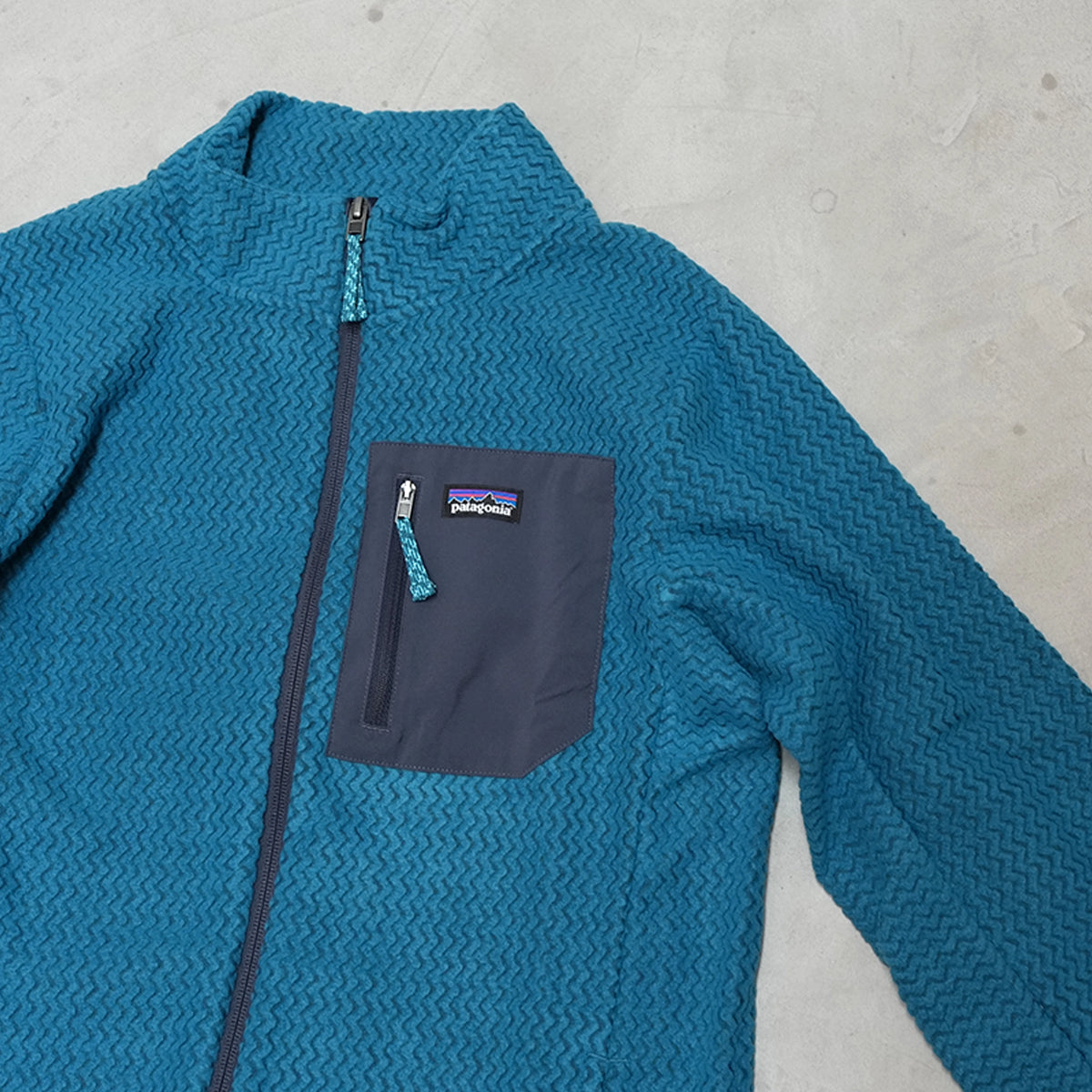 【patagonia】パタゴニア Kids' R1 Air Full-Zip Jacket "2Color"