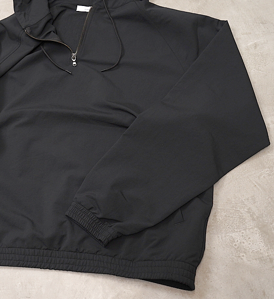 【nanamica】ナナミカ men's ALPHADRY Hoodie "Black"