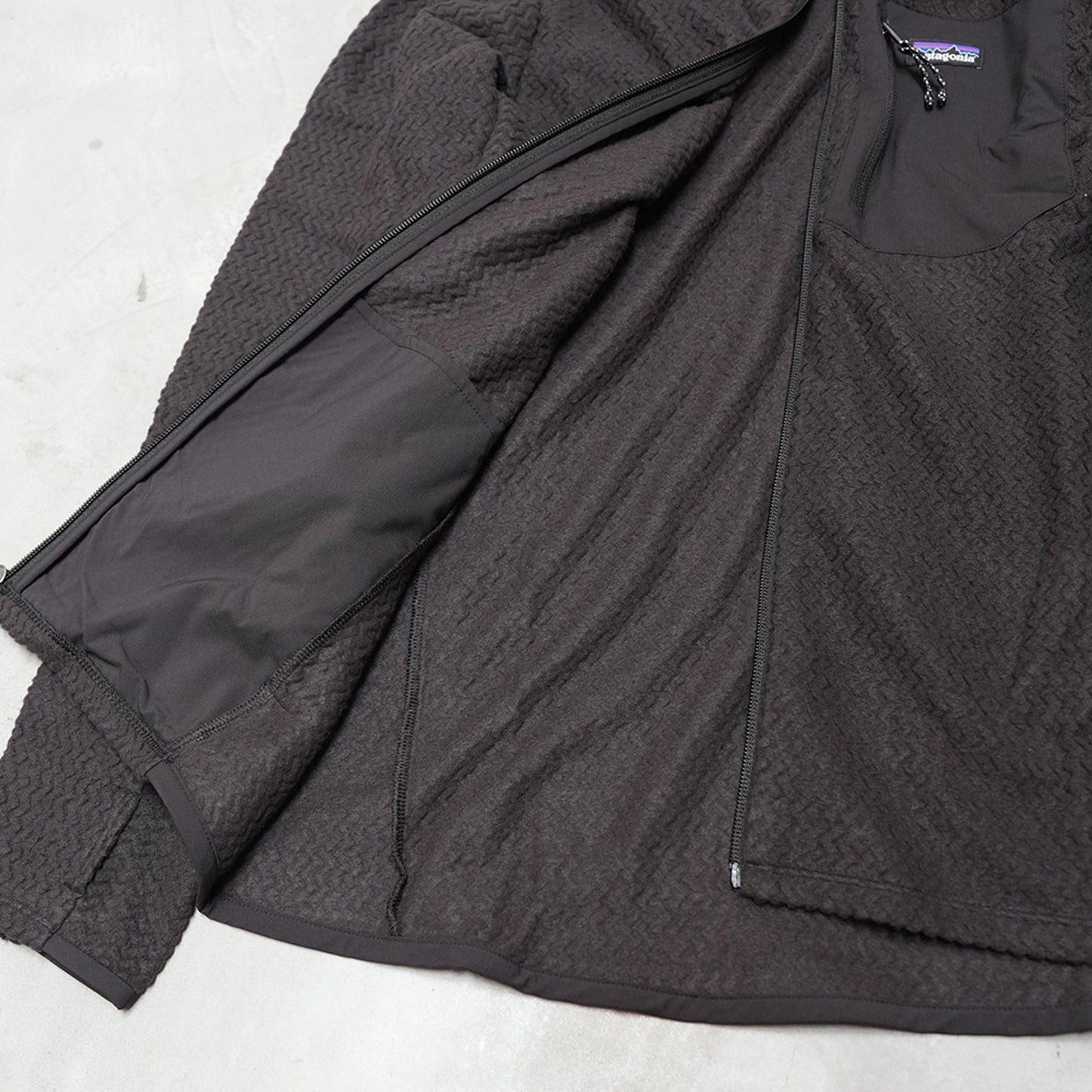 【patagonia】パタゴニア Kids' R1 Air Full-Zip Jacket "2Color"
