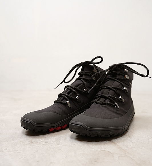 【VIVOBAREFOOT】ヴィヴォ ベアフット women's Tracker Textile AT "Obsidian"