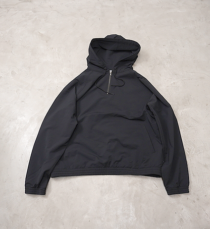 【nanamica】ナナミカ men's ALPHADRY Hoodie "Black"