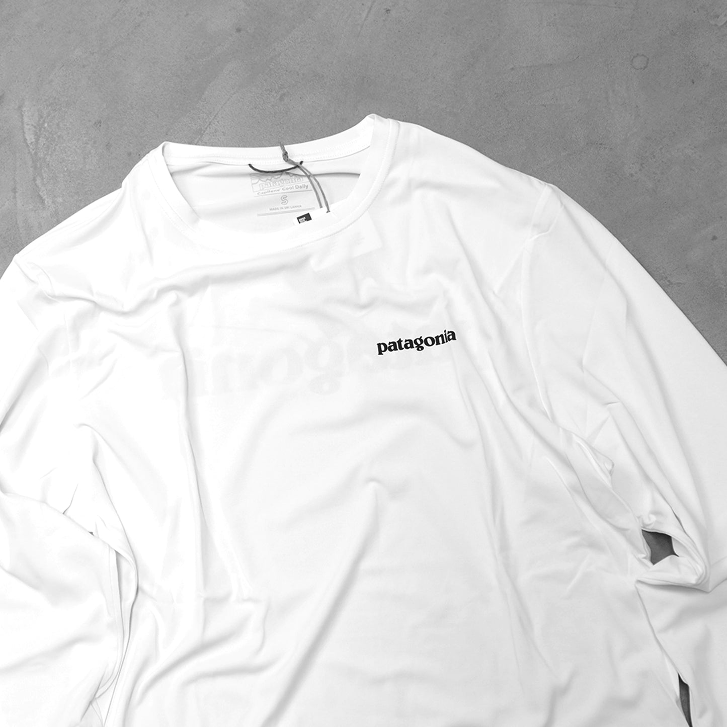 【patagonia】パタゴニア men's L/S Capilene Cool Daily Graphic Shirt(Waters) ※ネコポス可