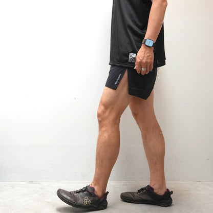 【HOUDINI】フーディニ men's Pace Split Shorts "True Black"