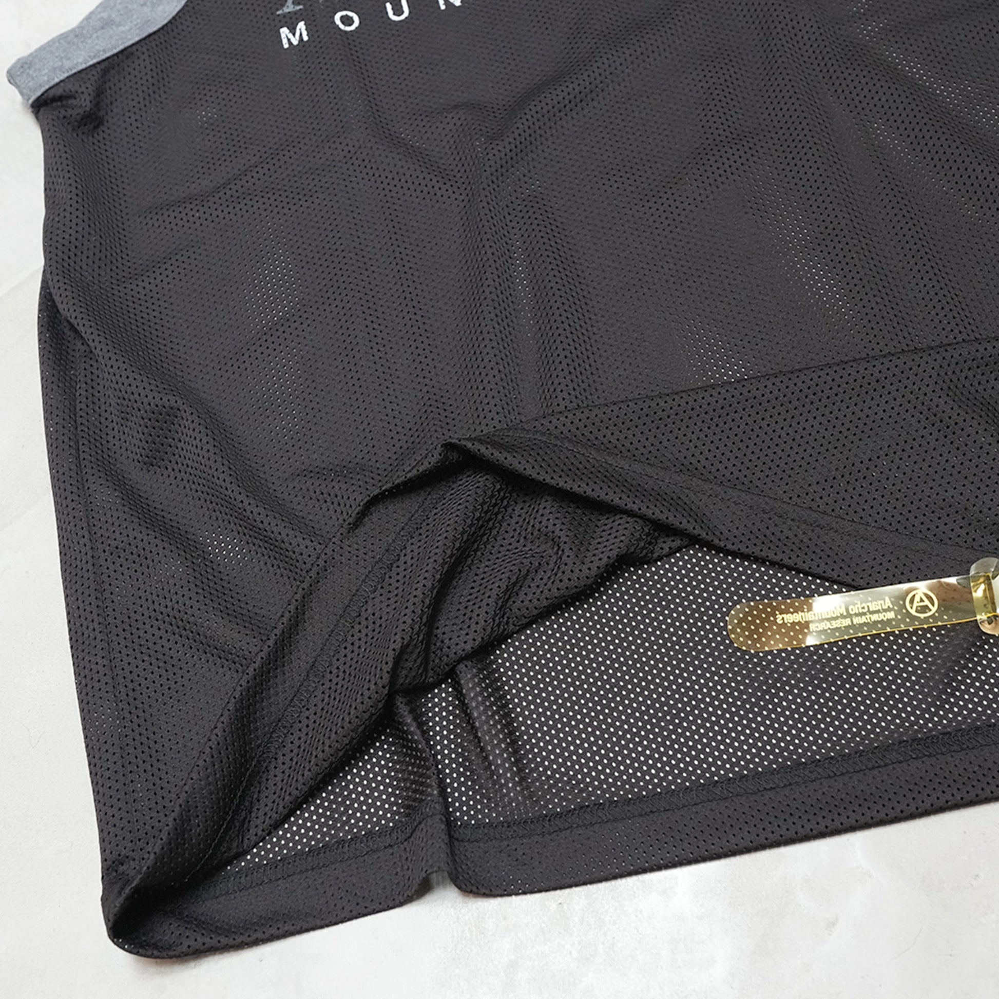 Mountain Research マウンテンリサーチ Mesh Tank Top – Yosemite Mountain Research マウンテンリサーチ Mesh Tank Top – Yosemite